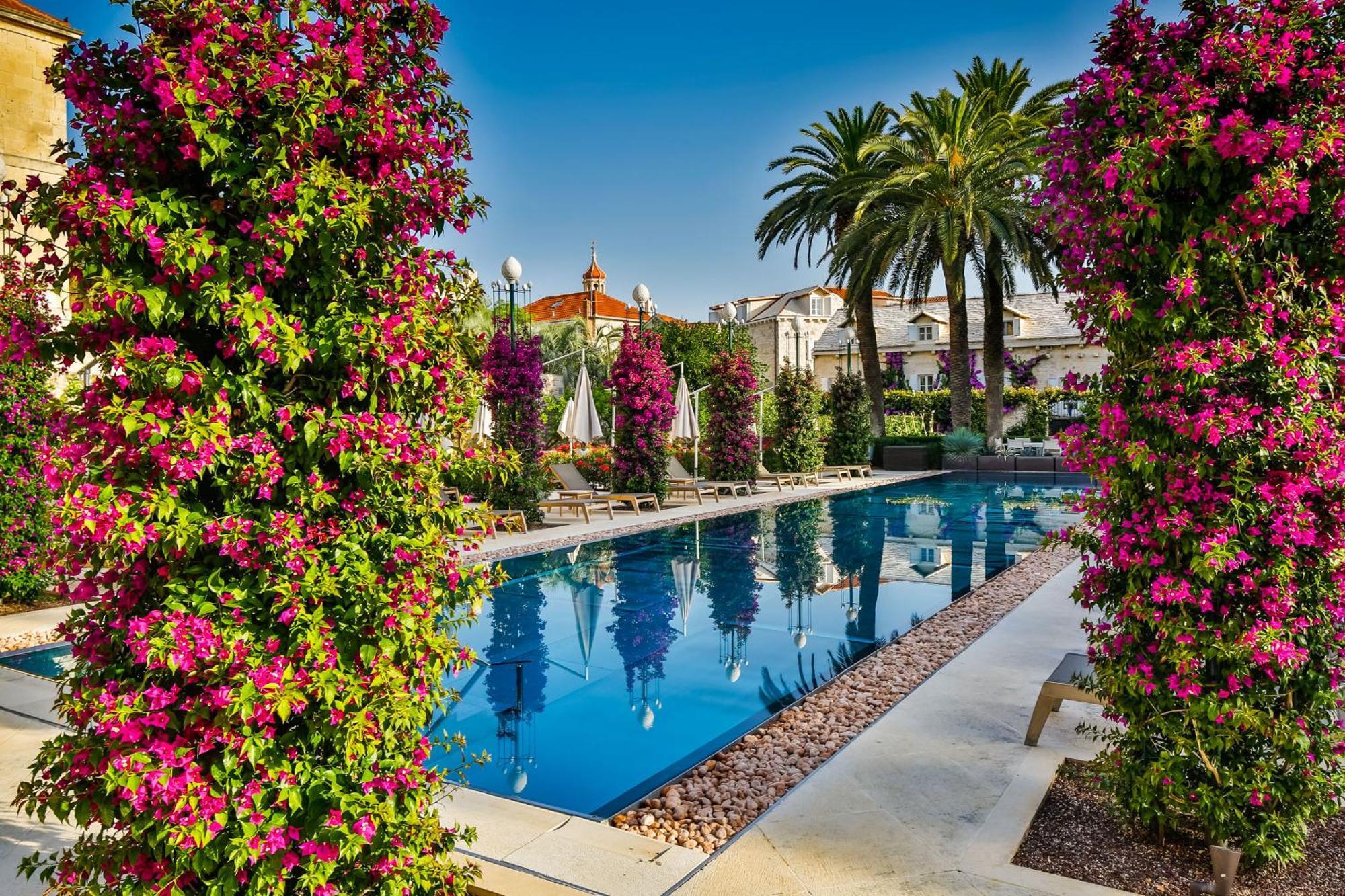 Hotel Lemongarden - Adults Only Sutivan Kültér fotó